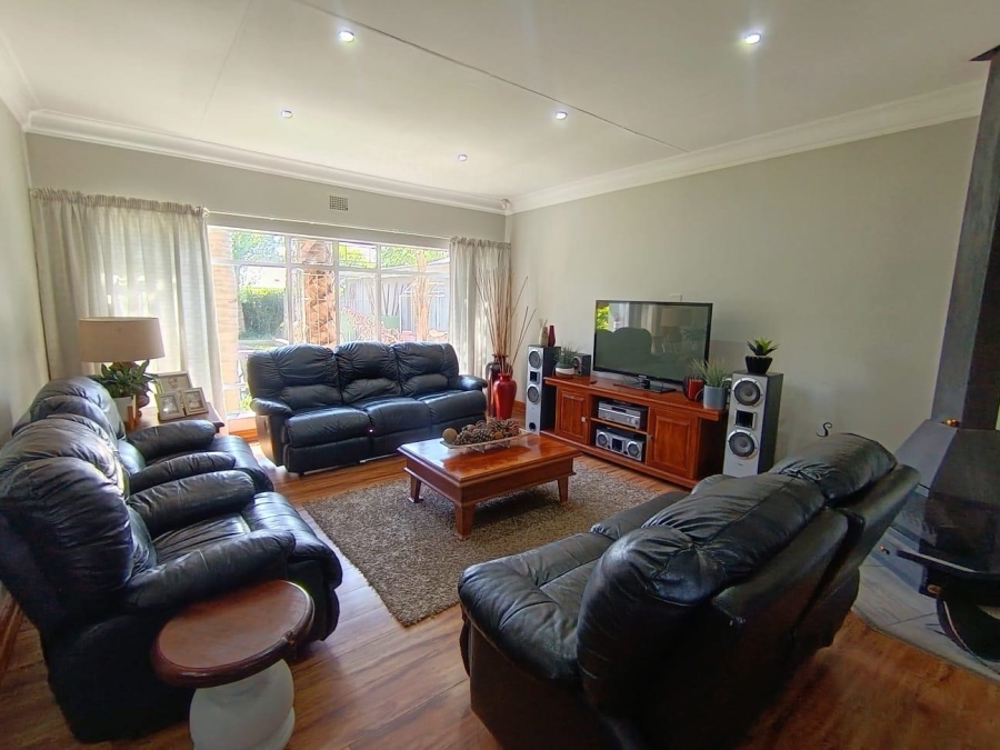5 Bedroom Property for Sale in Universitas Free State